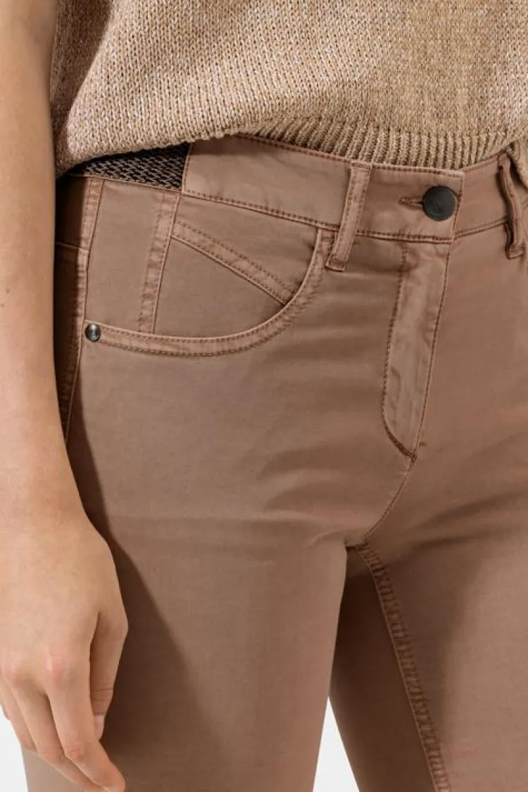 Luisa Cerano Broek 678494/1883-0739 Online