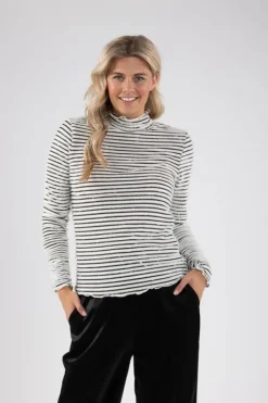 NUKUS N U K U S Top FW240118 Online