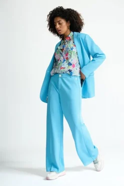 POM Amsterdam Dreamy Blue Blazer