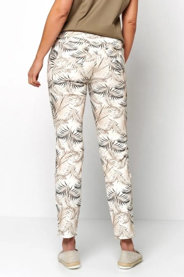 Relaxed by TONI Broek 28-77/2800-40 Beige Hot