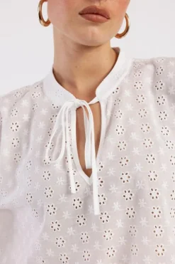 Studio Anneloes Abbie flower embroidery blouse Clearance