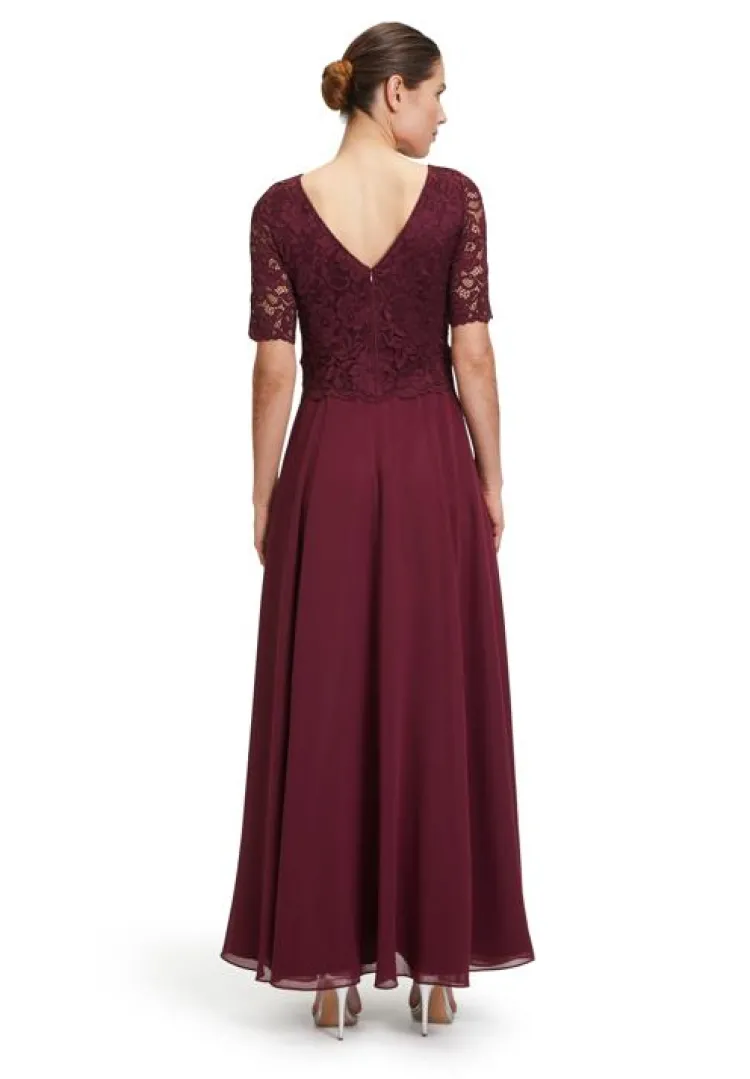 Vera Mont Jurk 242-01794825 Rood Clearance